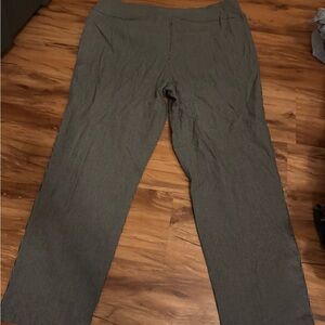 Women’s Black/White Pants